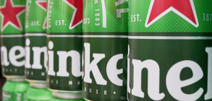 Werknemers van Heineken leggen het werk neer