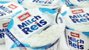 Becher Müller Milchreis Klassik Original, rijstpudding in een verpakking van Müller.