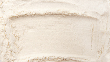 Tarwebloem in close-up, fijngemalen graanproduct.