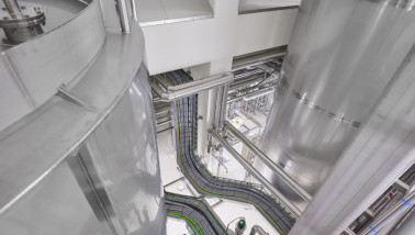 Lactoferrine-toren van FrieslandCampina in Veghel, onderdeel van de zuivelverwerkingslocatie.