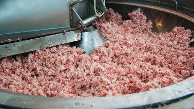 Vers vlees klaar voor verwerking