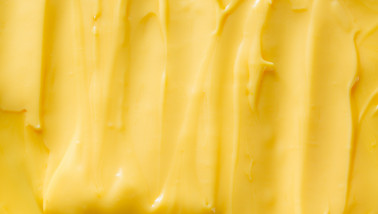 Verse boter gevormd tijdens industriële verwerking van room