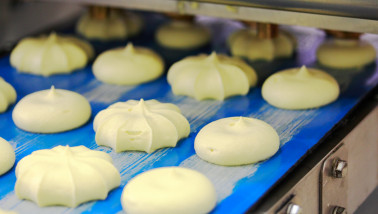 Productieproces van koekjes in een bakkerij,