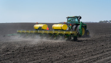 Maïs wordt geplant op een akker in Zuid-Minnesota